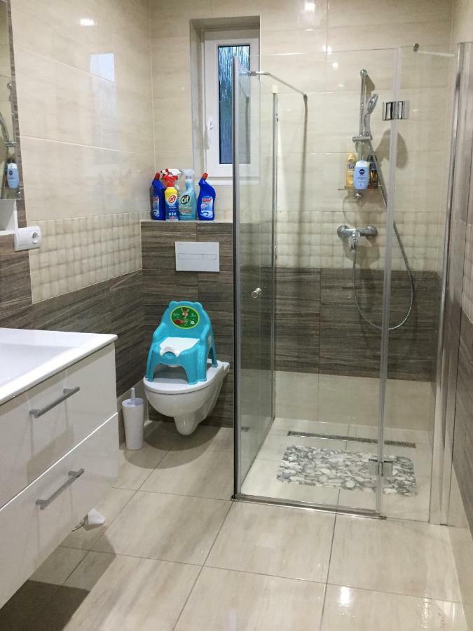 Family Apartments Mýto pod Ďumbierom 外观 照片